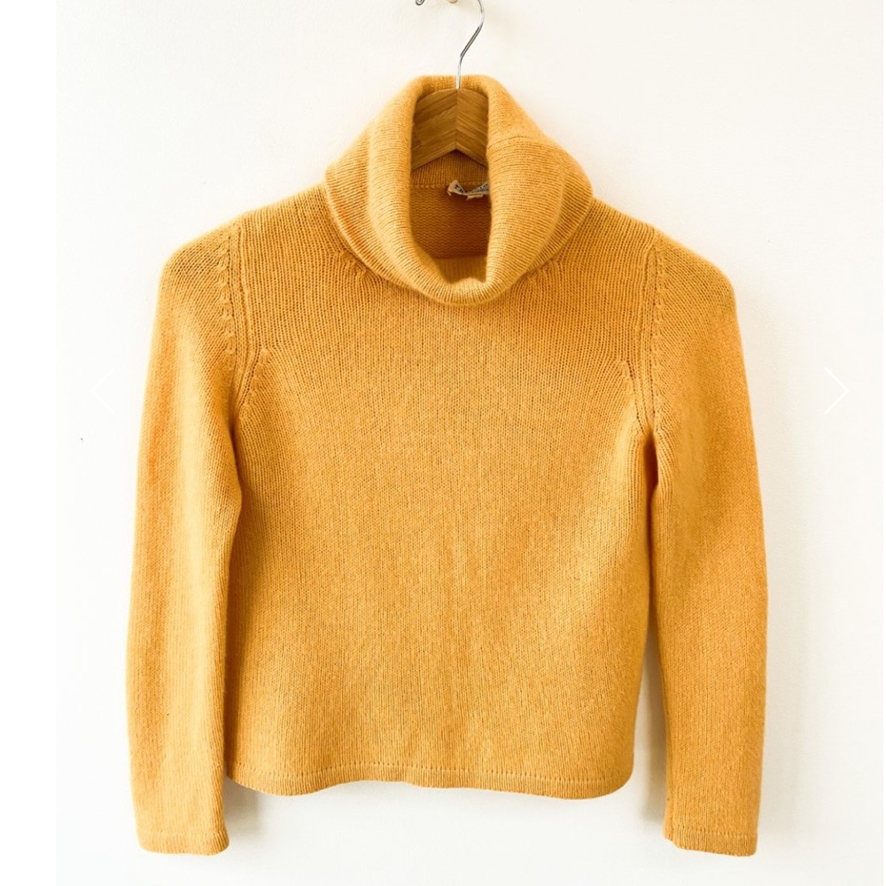 Trillion 100% Cashmere Mustard Sweater / S